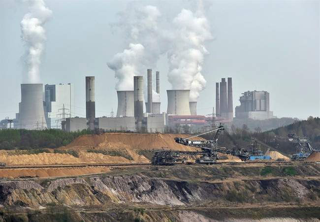 The Earth's temperature could rise by 5 C by 2100 if humans continue to live as they do now, a new research paper has found.