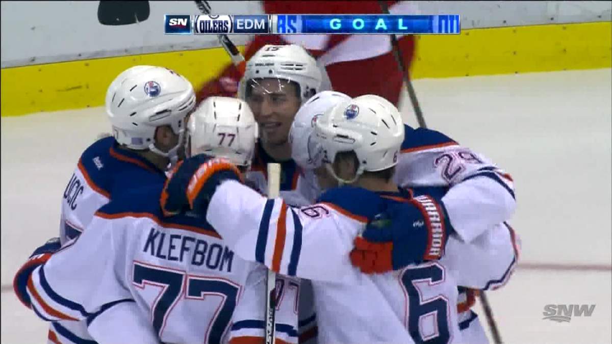 McDavid sets up Oilers for 2-1 win over Red Wings - image