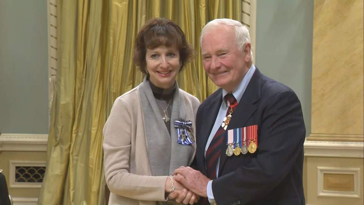 Teresa Dellar receives the Meritorious Service Cross for her work at the West Island Palliative Care Residence, November 25, 2016.