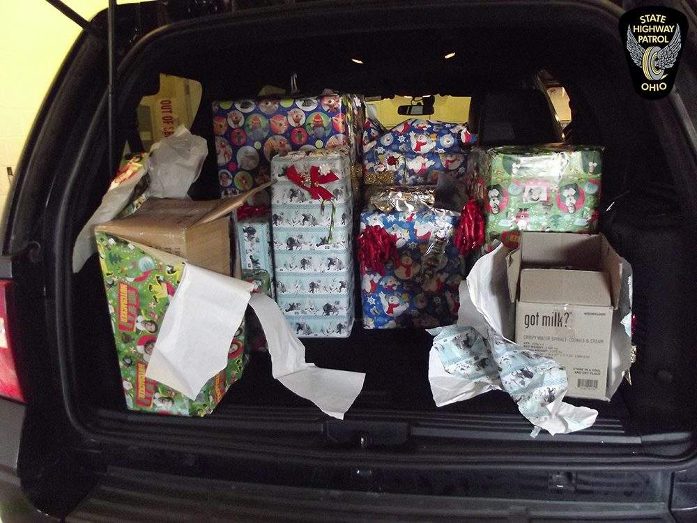 Police in Ohio found a bunch of drugs wrapped up like Christmas presents in Nov. 2016. 