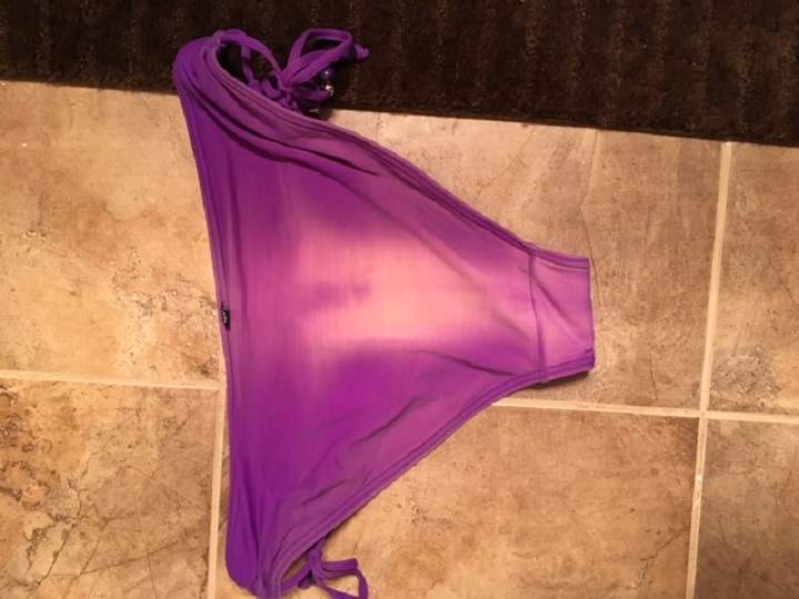 An Alberta mom says her bathing suit was bleached after swimming in the City of Airdrie tot pool in November 2016.