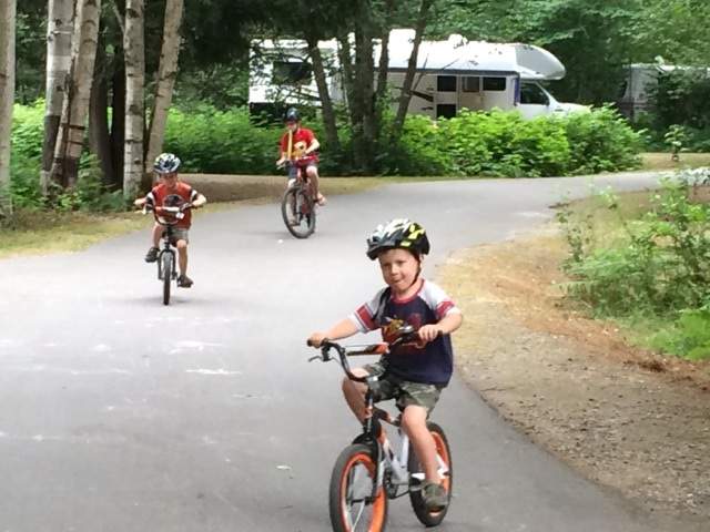 Liam Webb (front), pre-injury, will be featured on Global's Profiles in Courage.