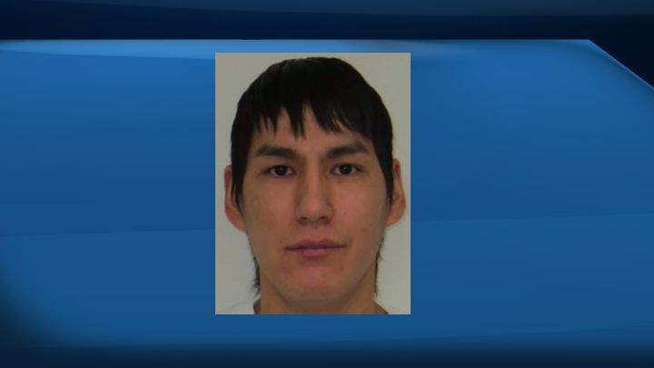 Edmonton police issued a warning to the public Friday afternoon following the release of Leon Halkett, a sex offender they consider to be "violent and sexually violent" and who will be living in Alberta's capital, on Dec. 2, 2016.