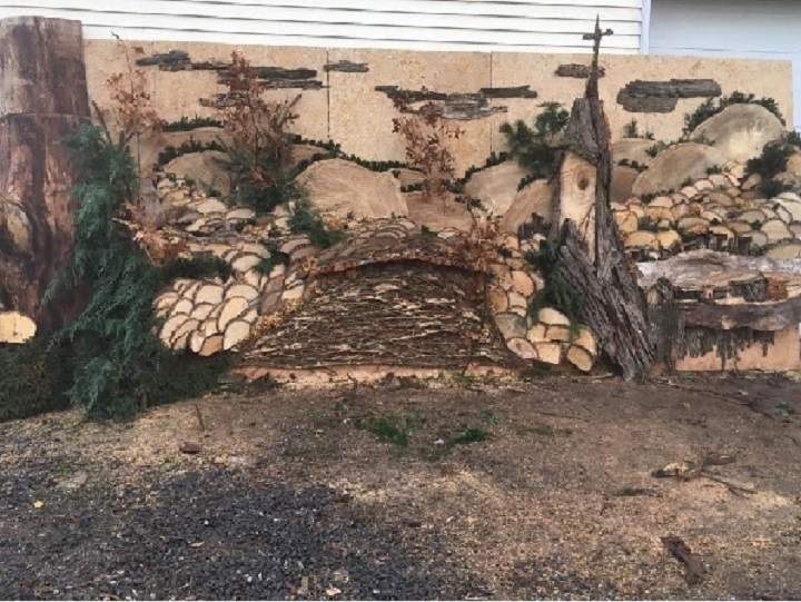 Two Montreal artists have created a wood mural that is on display on Bishop Street to promote local art talent, Friday, December 2, 2016.