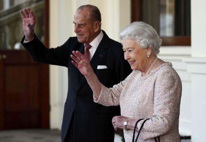 Queen Elizabeth II, who celebrated her 90th birthday this year, made the Top 5 on Canadians' nice list.