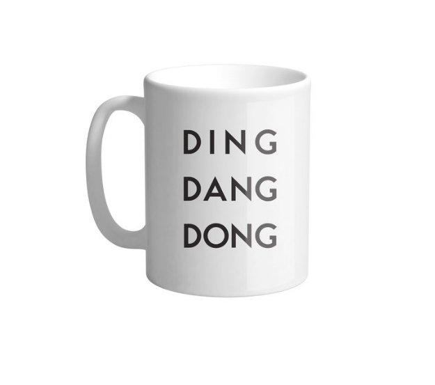 Mug describing the sound passengers hear on board trains when arriving at a station