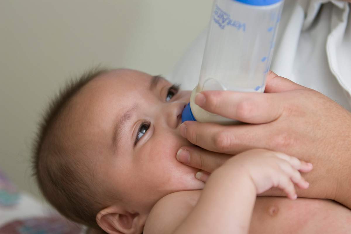 Baby formula recalled over possible Cronobacter bacteria contamination - image