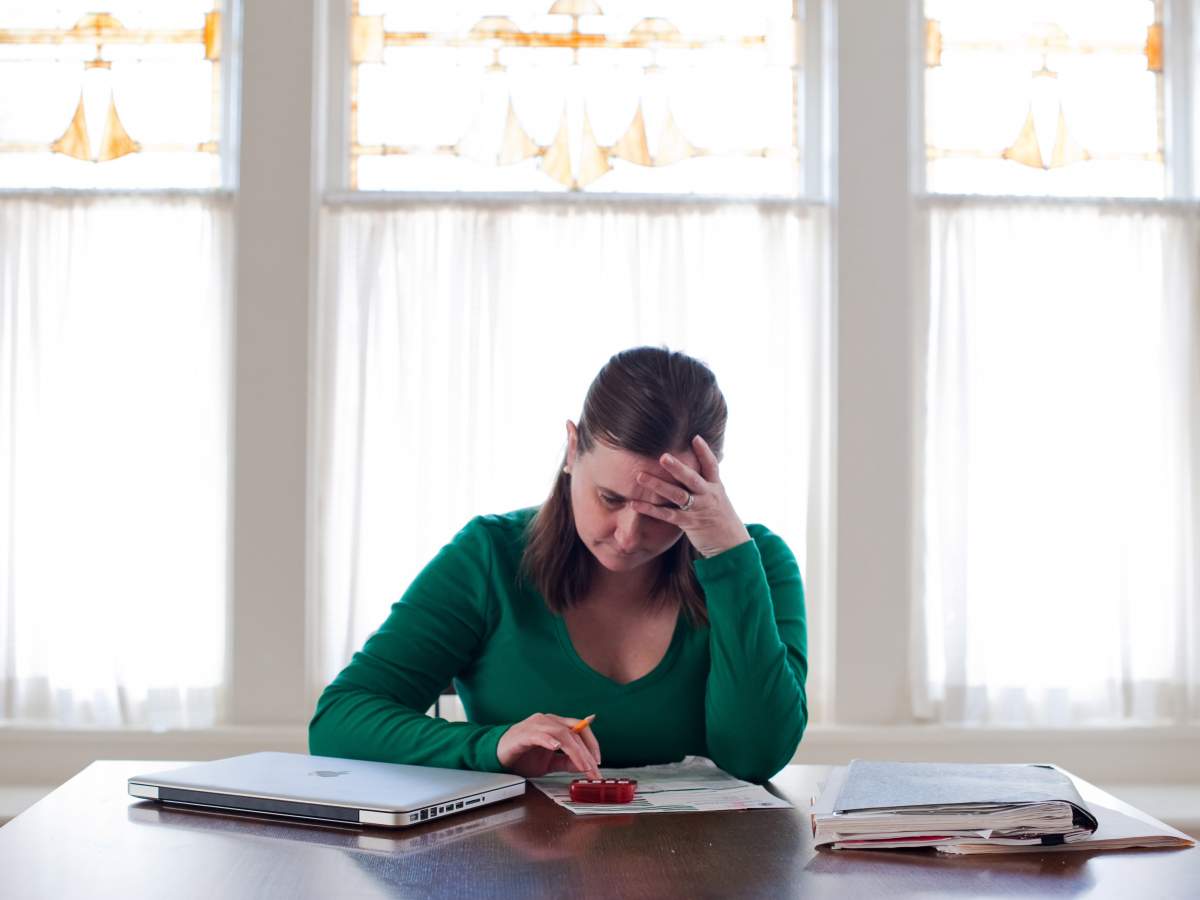 If you've vowed to get your finances in order this year, follow these steps to ensure success.