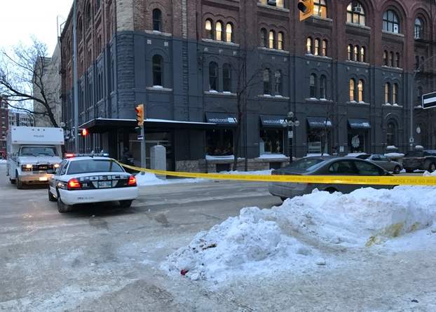 Early morning stabbing in Exchange District Sunday - image
