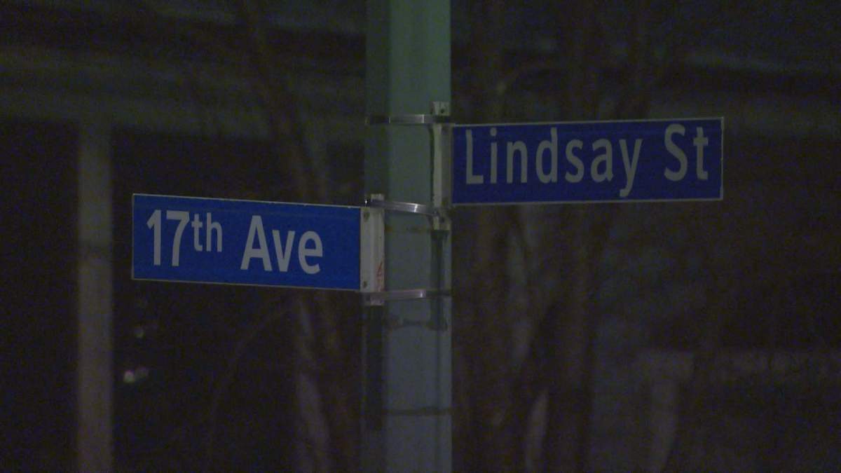 Regina police investigate after armed break and enter - image