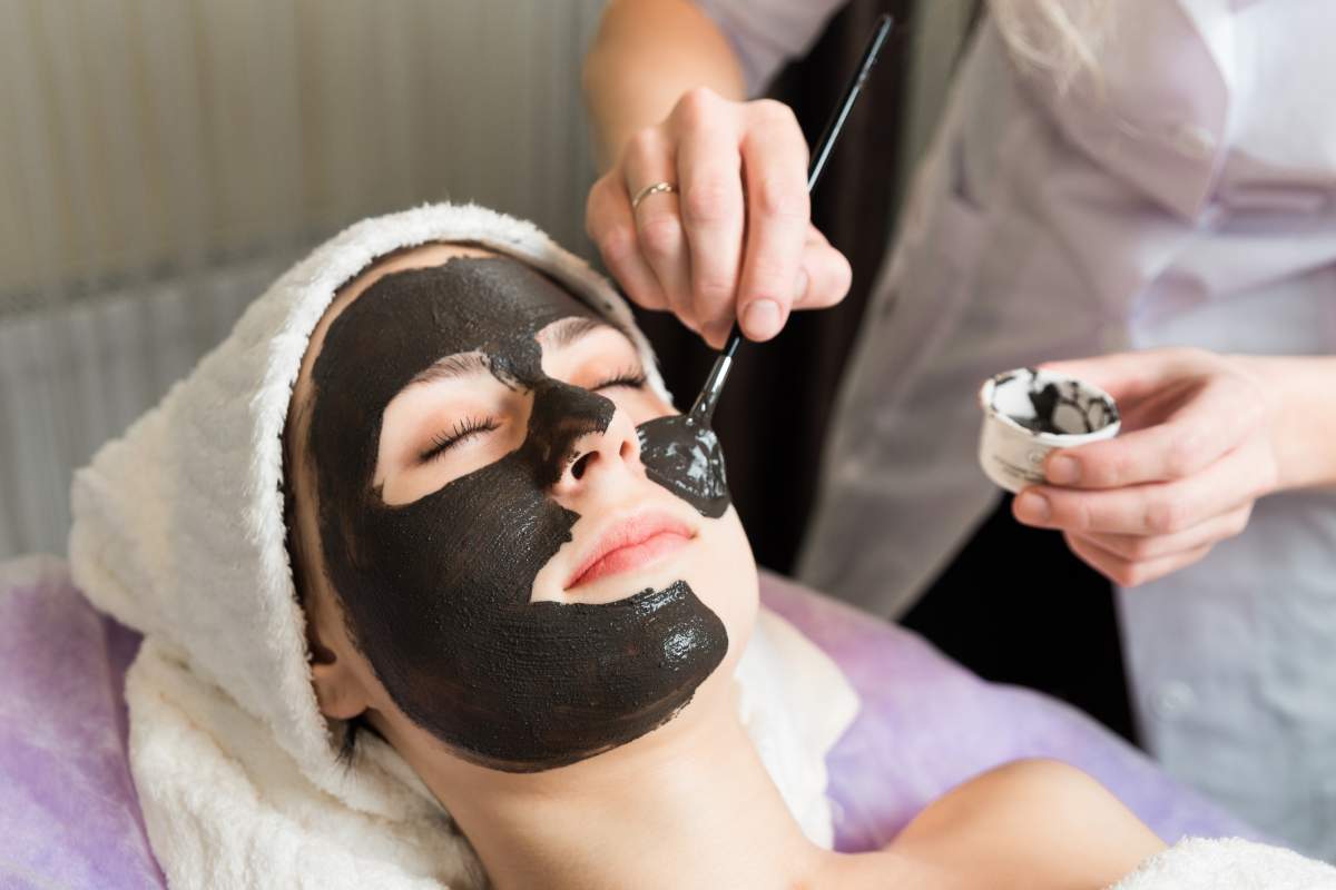 Activated charcoal is used in emergency rooms to treat drug overdoses, poisoning and other intoxications.