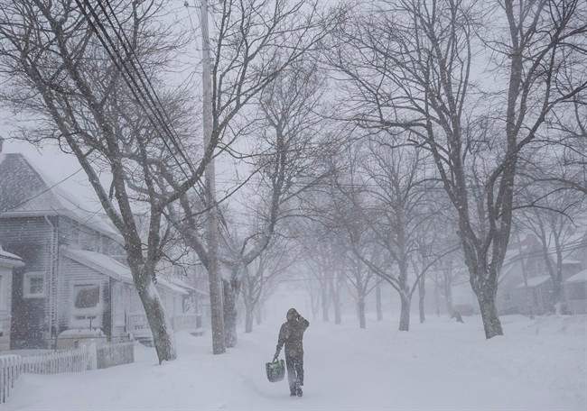 Environment Canada has issued a snowfall warning for eastern mainland Nova Scotia.