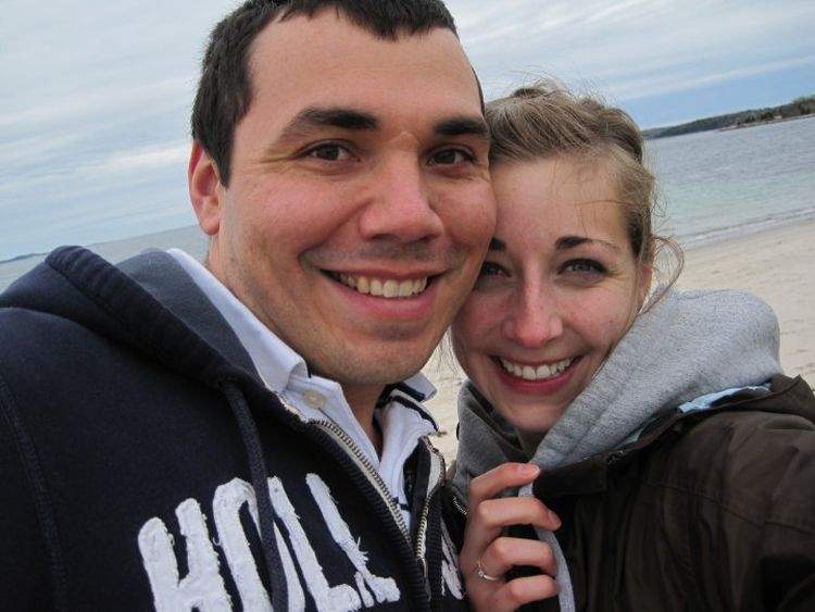 Pilot killed in MRU plane crash remembered for dedication to his family - image