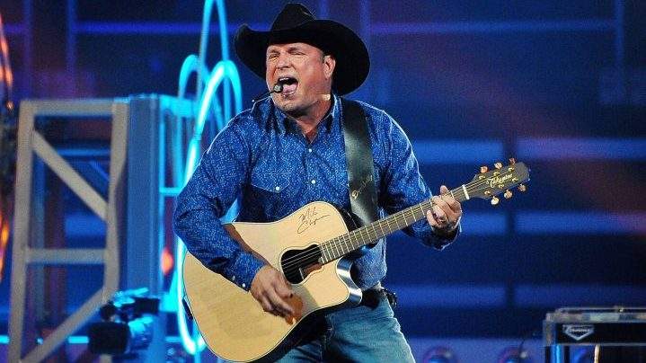 Garth Brooks often adds concerts to a sold-out tour, notes Rob Breakenridge.
