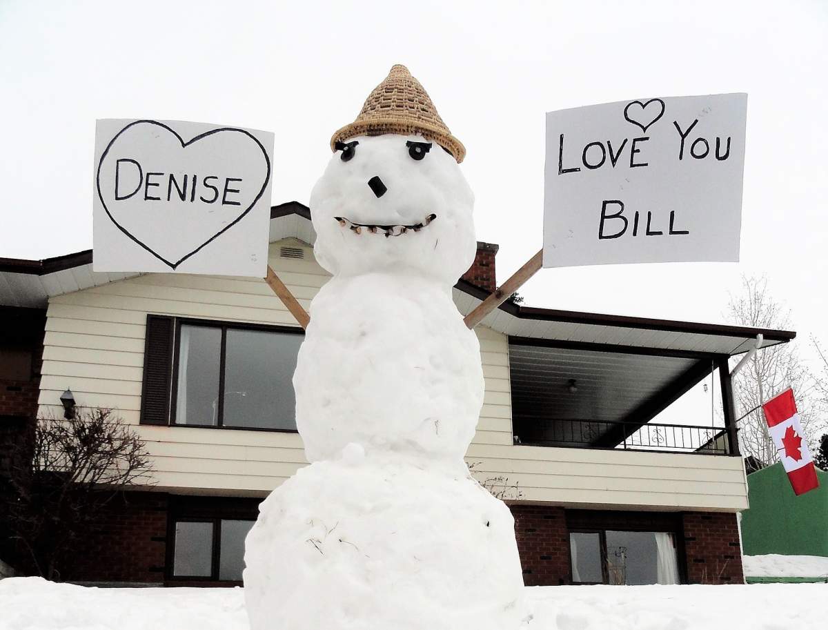 Kelowna man makes snowman to proclaim love for his wife of almost 55 years - image