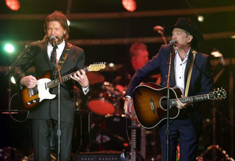 Country music duo Brooks and Dunn are set to perform in Calgary during the 2017 Stampede. 