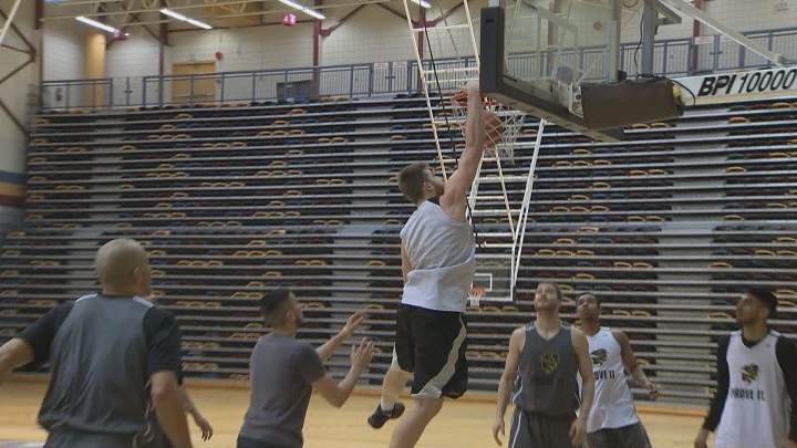 The Manitoba Bisons men's basketball team holds their final practice on home court on Monday before leaving for national championship.