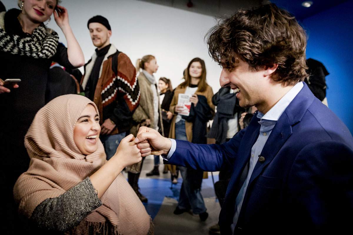 GroenLinks candidate Jesse Klaver visits a high school in Amsterdam, on March 1, 2017, during his campaign for the upcoming national elections.