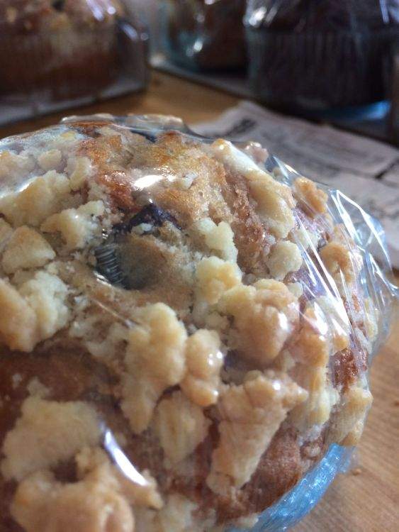 Alberta man says he found piece of metal bolt in jumbo Costco muffin - image