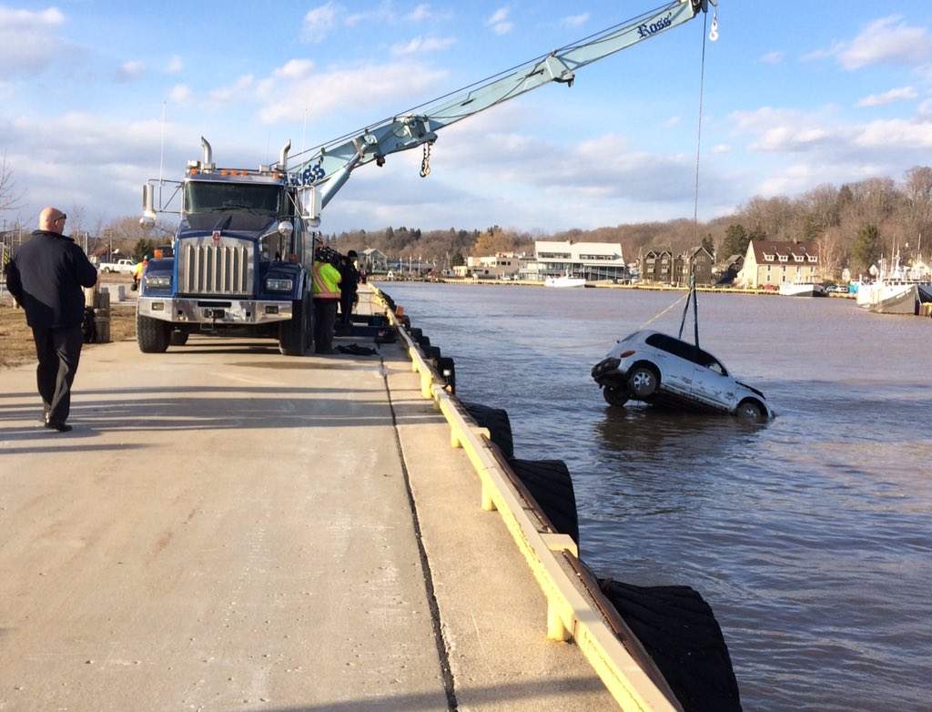 Body and car pulled from Port Stanley Harbour - image