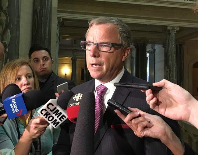 Saskatchewan Premier Brad Wall stresses the importance of Canada-U.S. trade during a speech to Iowa legislators.