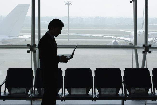 In-flight iPads and free WiFi: How airlines are working around the electronics ban - image