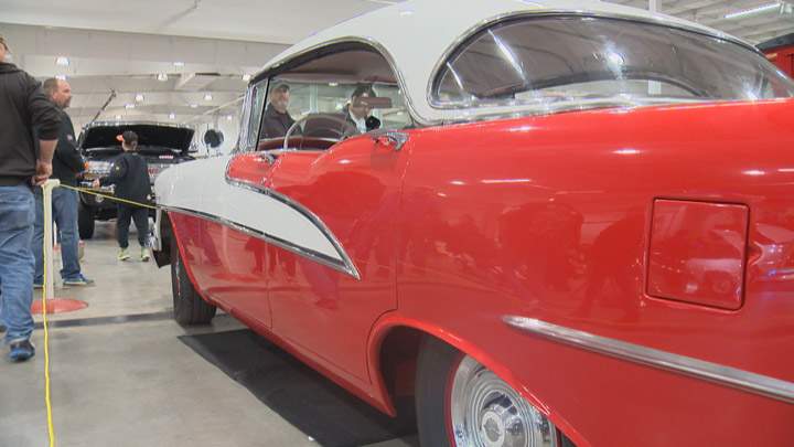 Thousands turn out for the Draggins annual rod and custom car show at Prarieland Park.