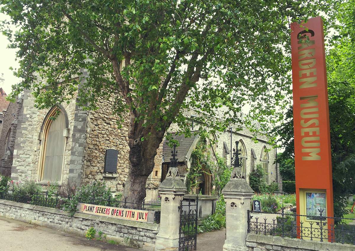 Secret tomb at London museum found to contain remains of 5 archbishops - image
