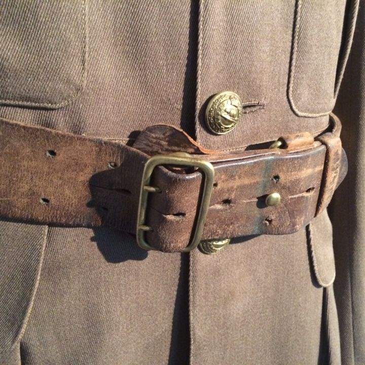 Thomas H. Ford\’s military uniform from the First World War.