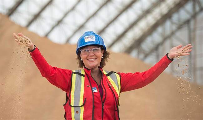 B.C. Liberal Leader Christy Clark tours FibreCo Export Inc. in North Vancouver, B.C., Thursday, April 27, 2017.