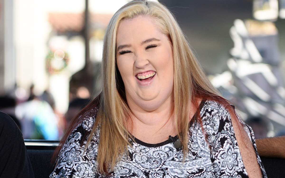 Mama June visits "Extra" at Universal Studios Hollywood on November 19, 2015 in Universal City, California. 
