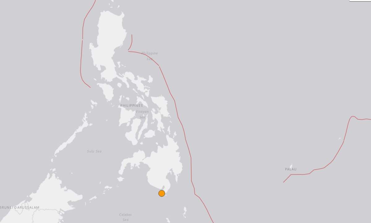 7.2 magnitude earthquake hits off the coast of Philippines - image