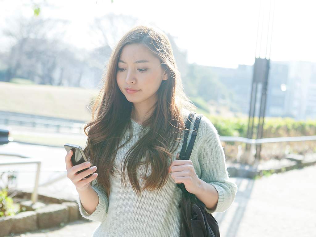 Canadian Millennials are willing to pay more to support small businesses.