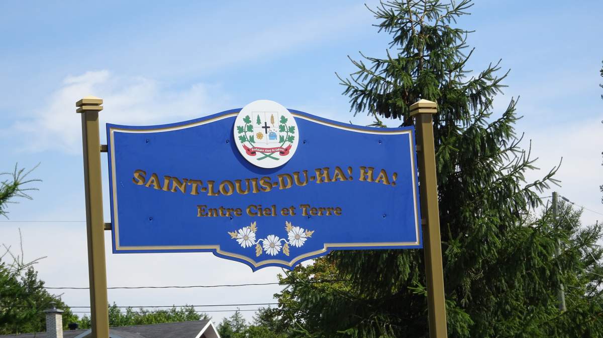 A sign in Saint Louis du Ha! Ha!, Que.