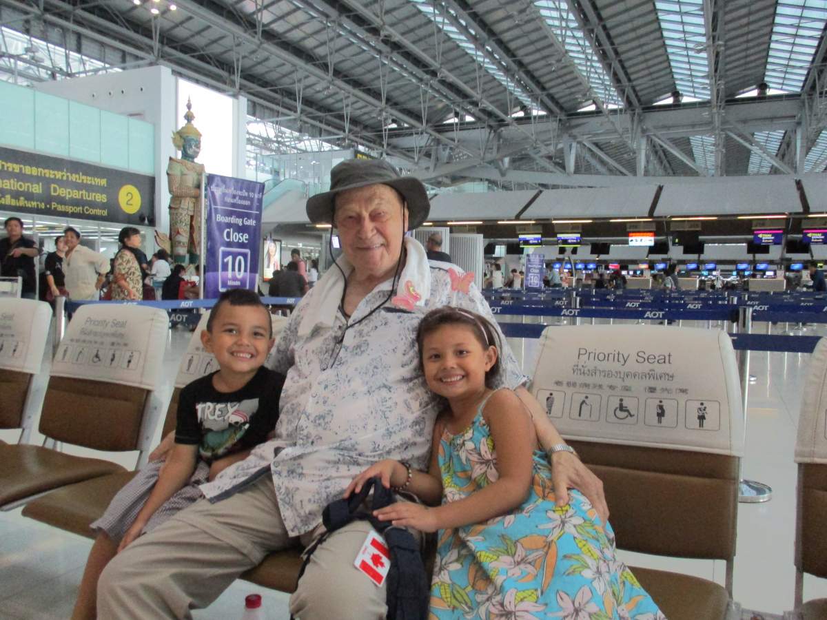 Gordon Norwood with great-grandchildren Nicholas and Katherine