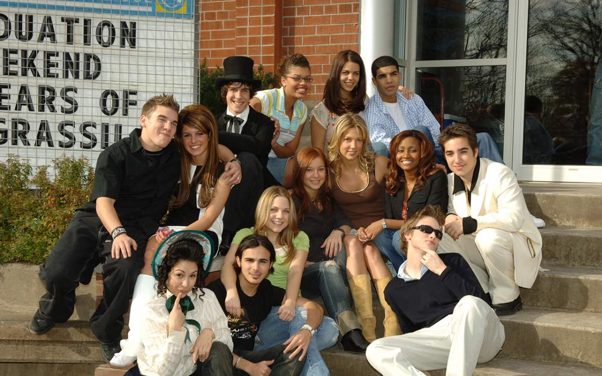 Cast of Degrassi: Next Generation celebrate their 100th Episode.