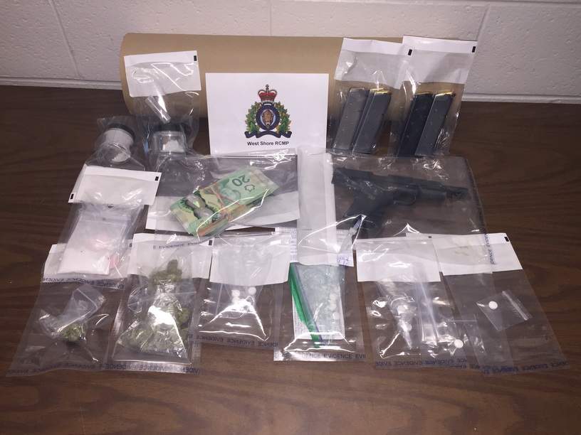6 full-patch Hells Angels arrested in limousine traffic stop in Langford - image