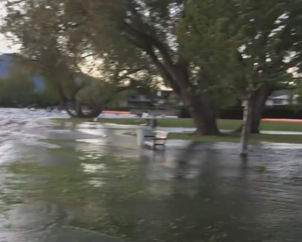 Kinsman Park in Kelowna begins to flood as storm surge comes in.