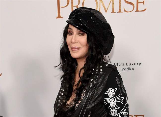 Cher has cancelled her make-up show in Winnipeg.