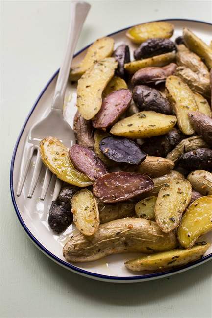 Thanksgiving 2017: Easy, delicious recipes for roasted potatoes and stuffing waffles - image