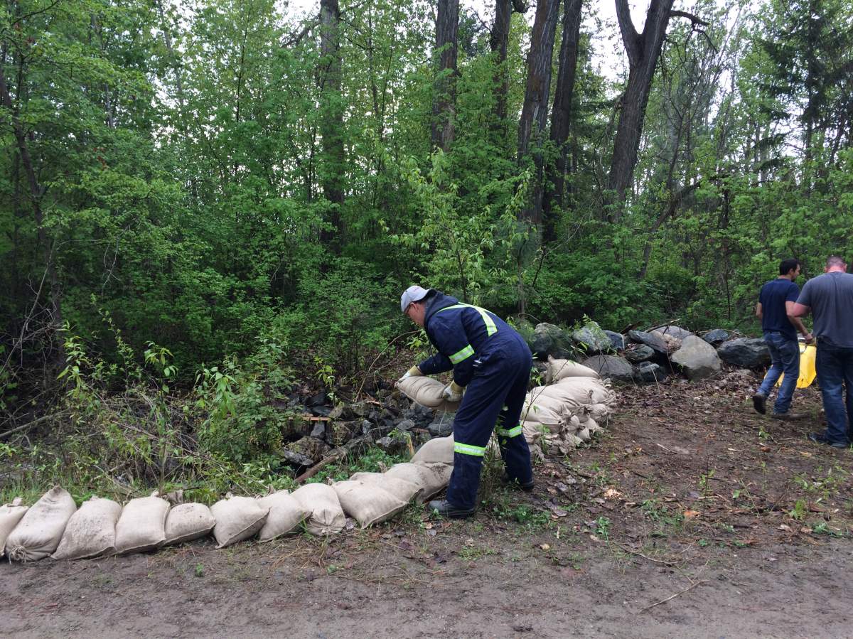 Scotty Creek subdivision in Ellison on evacuation alert - image