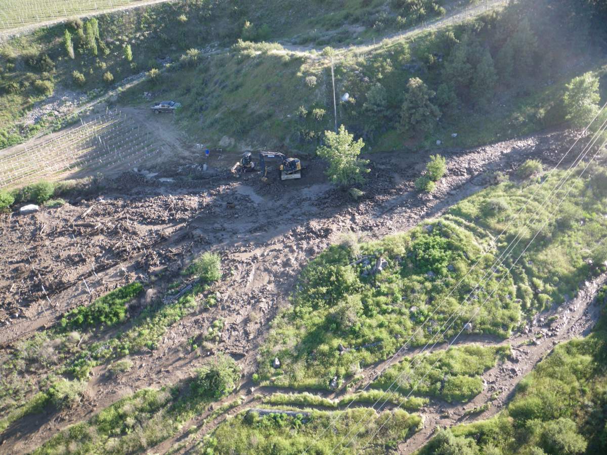 More evacuations in the Okanagan near Oliver and Westside Road - image