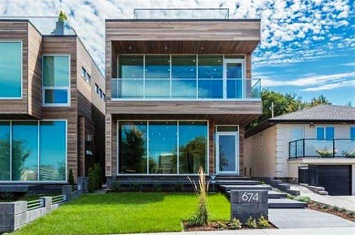 2: 674 Saskatchewan Cres. E, Saskatoon - $3,250,000 (3 bedrooms, 3 bathrooms)