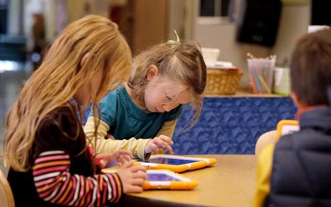 A new study from the Canadian Pediatric Society provides recommendations on screen time for children.
