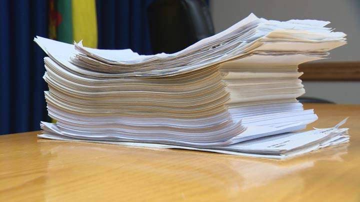 The Canadian Taxpayers Federation says a petition shows Saskatchewan residents don't approve of the federal plan, which would put a price on carbon in 2018.