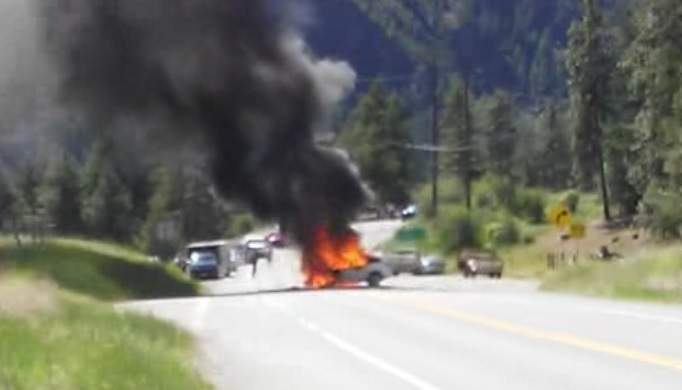 Fiery crash shuts down Highway 3 near Hedley - image