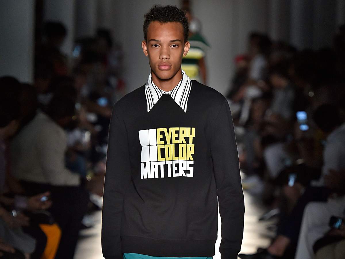 Ports 1961 says that creative director Milan Vukmirovic was simply "exploring the urgency of love.".