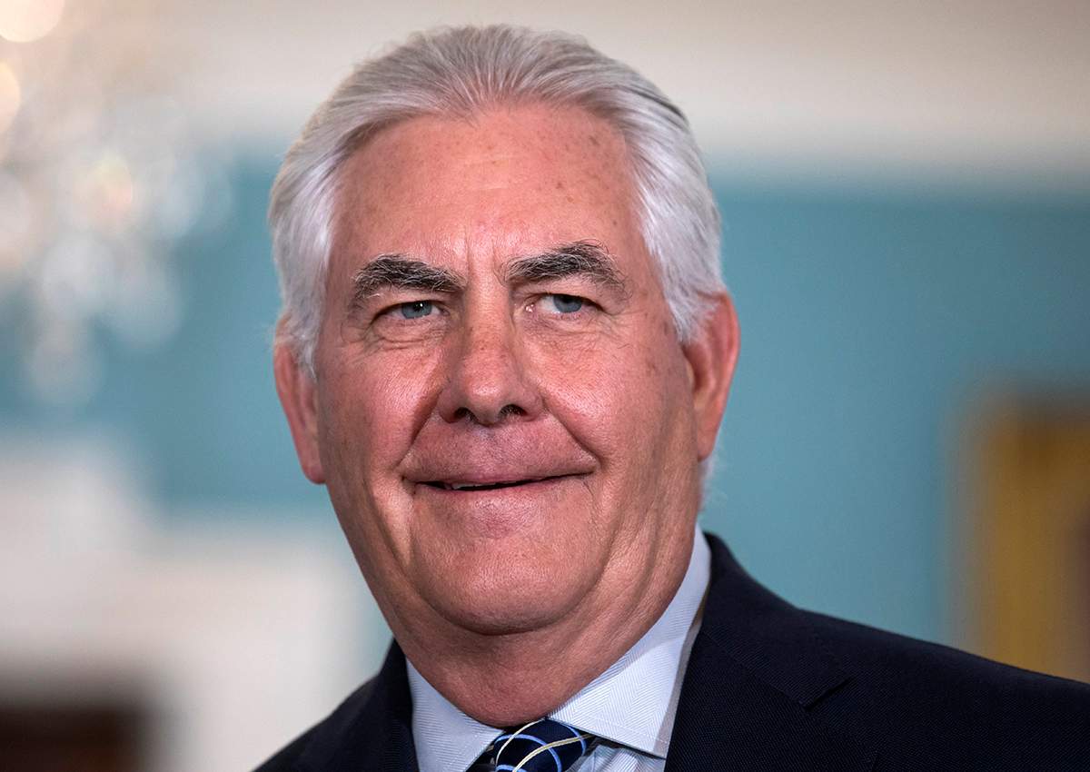 Rex Tillerson poses for photographs before meeting with Ukrainian President Petro Poroshenko at the Department of State in Washington, DC, USA, 20 June 2017. 