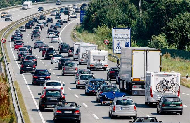 According to the City of Ottawa, the lane closures will take place from Nov. 29 to Dec. 1.