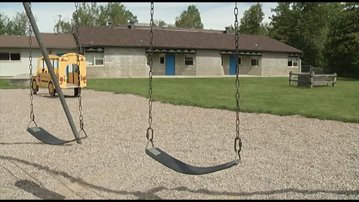 Ottawa plans school feasibility study for Curve Lake First Nation - image